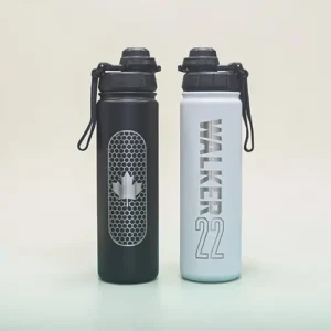 22oz Water Bottle with Locking Lid